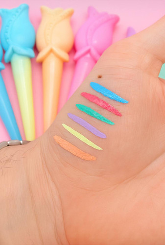 خط چشم رنگی هولد مورنینگ